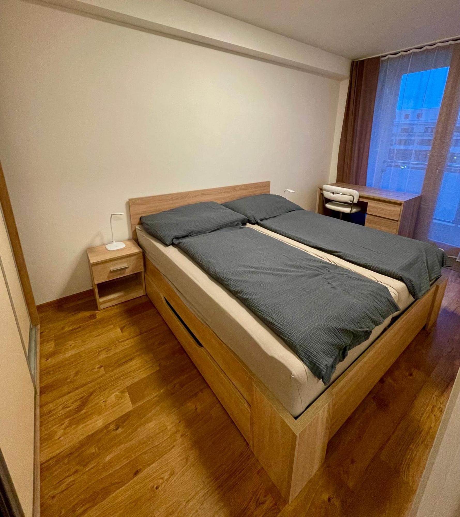 Apartman Astra Sezimovo Usti Exteriér fotografie